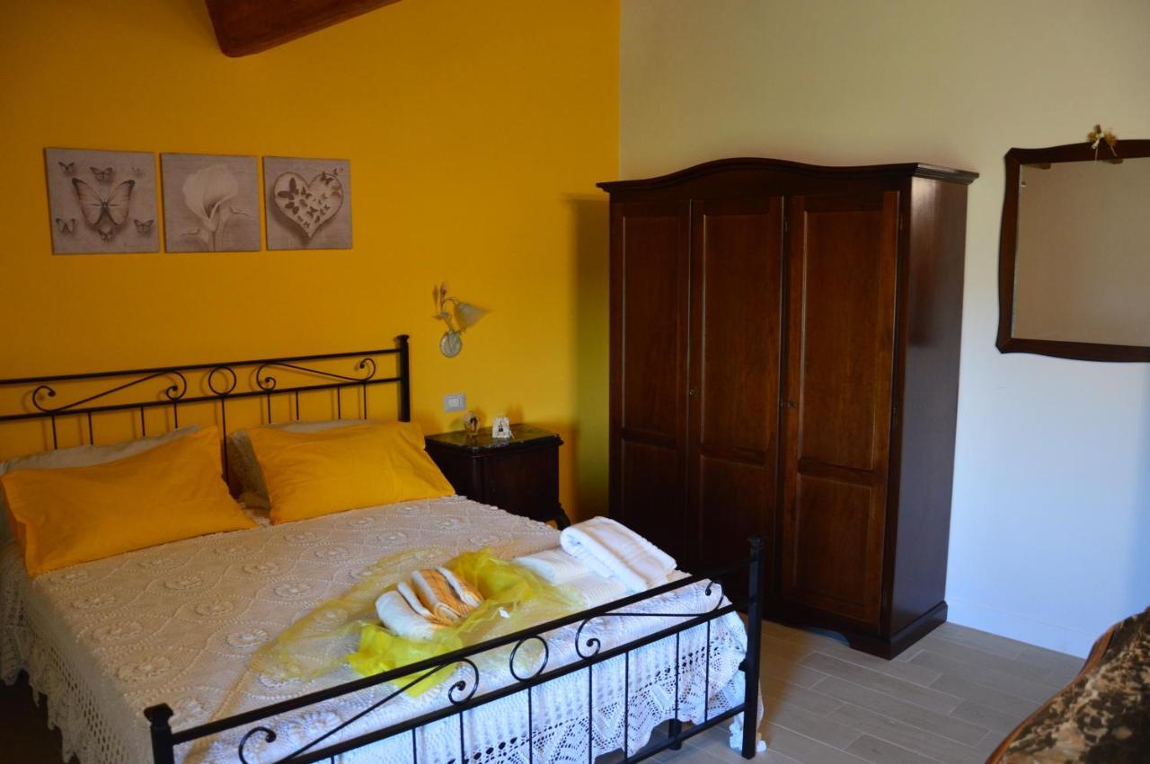 B&B Il Grifo 보마르조 외부 사진